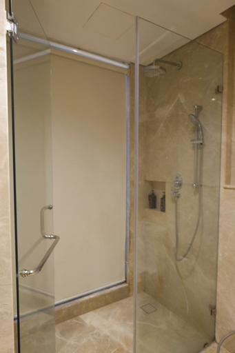 Bathroom 20
