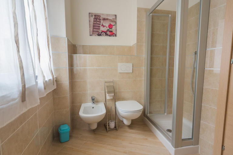 Bathroom 4