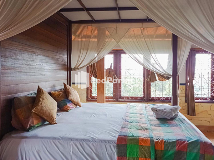 Others 5, Nando House RedPartner, Gianyar