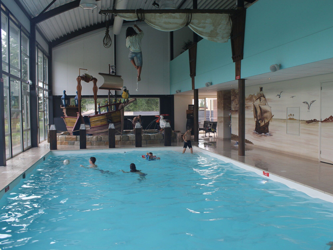 Others 4, Well-maintained Chalet Near Biesbosch, Dordrecht