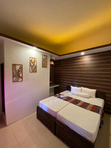 Others 2, Sackstone Guest House, Pacitan