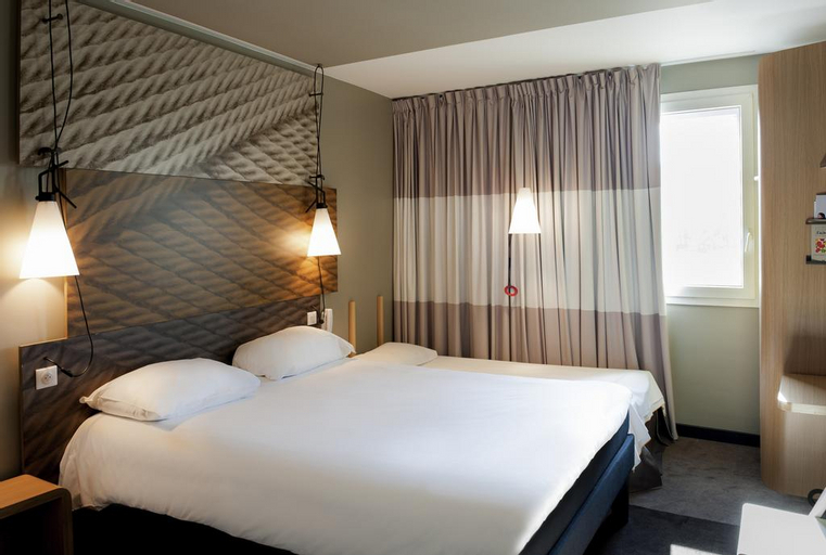 Bedroom 4, ibis budget Bern Expo, Bern