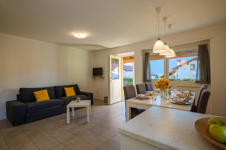 Others 4, Residence Girasole Casa Gialla, Lecco