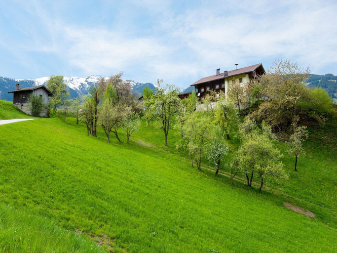 Others 4, Apartment in Hainzenberg in a ski Area, Schwaz
