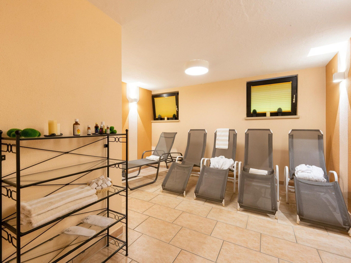 Others 5, Apartment in Langenfeld With Sauna, Imst