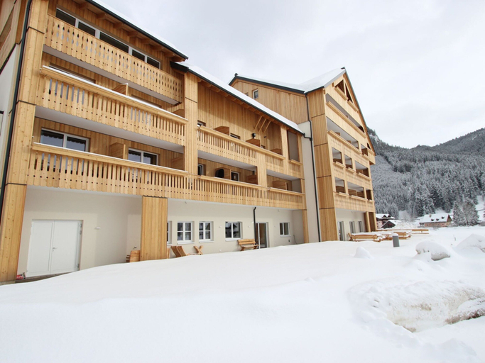 Exterior 4, Charming Apartment in Gosau With Shared Sauna, Gmunden