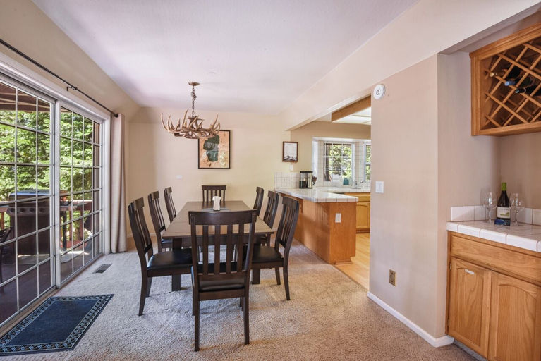 Others 5, Brockway Manor, Placer