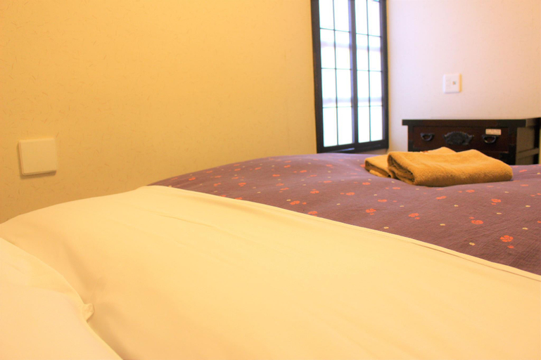 Bedroom 13