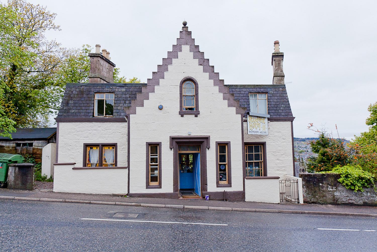 Others 3, Inverness Student Hotel, Highland