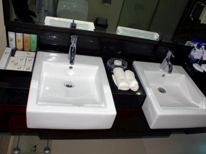 Bathroom 3