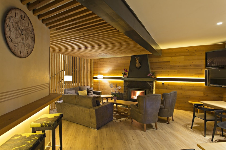 Food & Drinks, La Coma, Girona