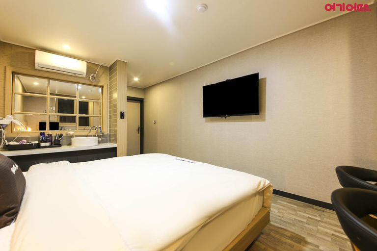 Bedroom 3, Ace Hotel, Tongyeong