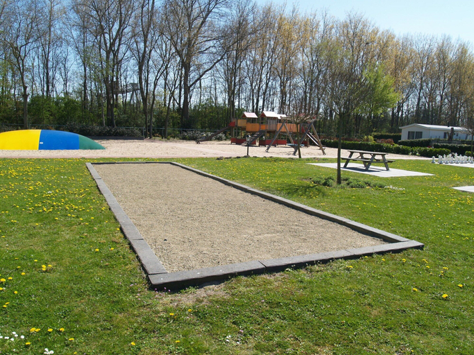 Others 2, Well-maintained Chalet Near Biesbosch, Dordrecht