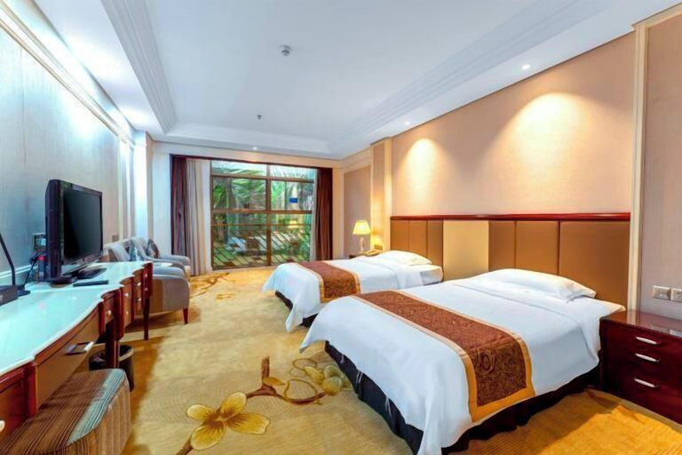 Bedroom 13