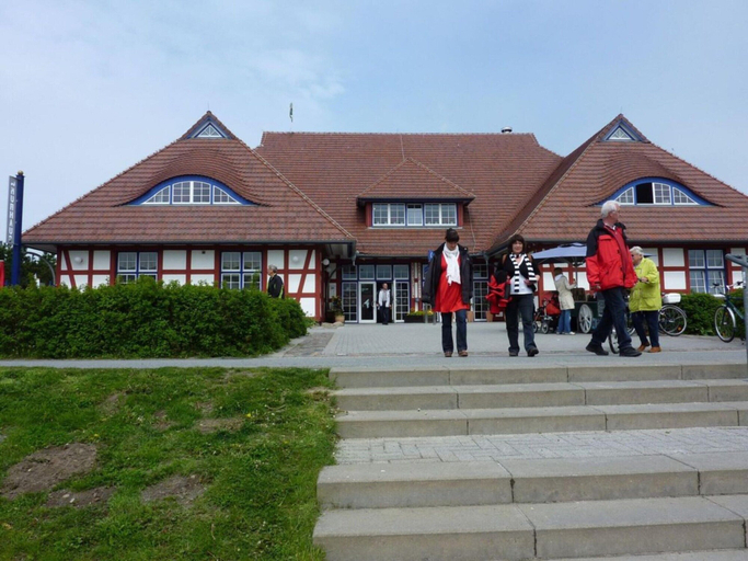 Exterior 2, Holiday Apartment Eulenspiegel, Vorpommern-Rügen
