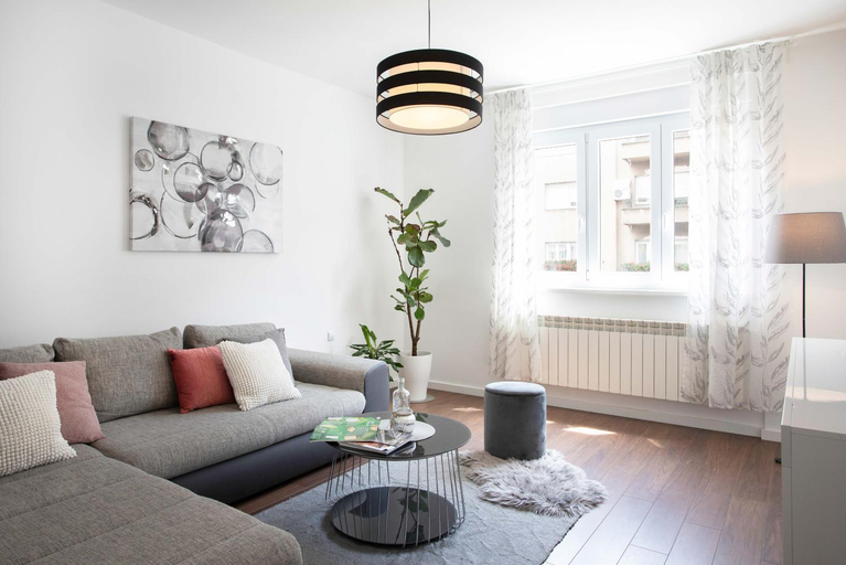 Guestroom, Sunny 2bdr Apartment With a Balcony, Zagreb