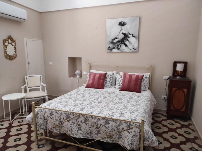 Others 4, A&G House, Brindisi