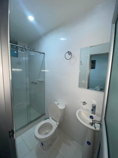 Bathroom, Hotel Manhattan Barbosa, Moniquirá