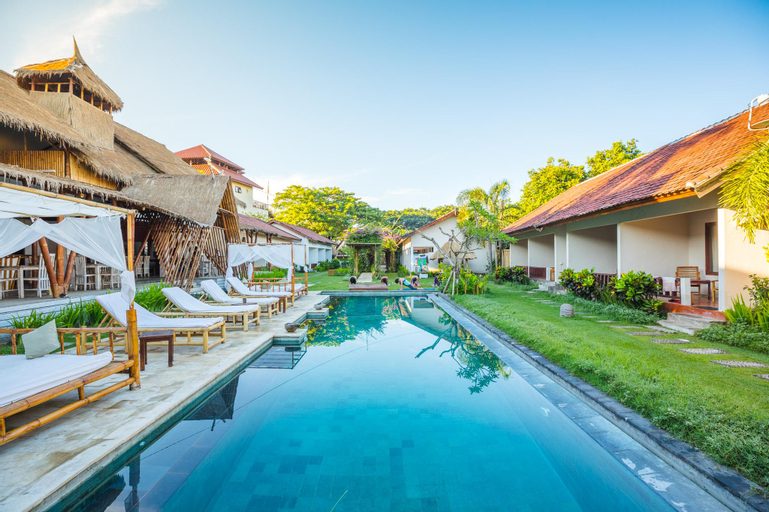 Swimming Pool 2