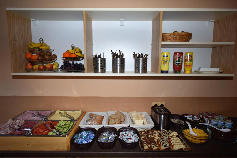 Food & Drinks 5, Travel Hostel, Český Krumlov