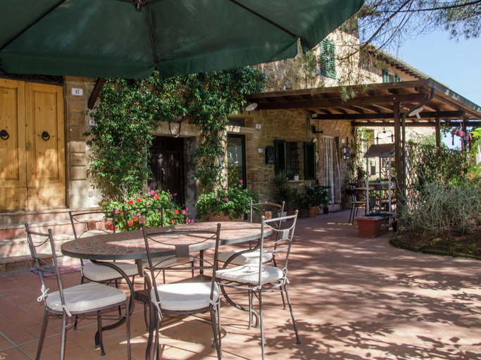 Dining 4, Belvilla by OYO Farmhouse in Montaione, Florence
