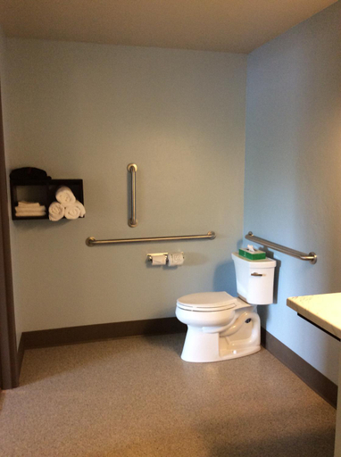 Bathroom 3, Scenic Shore Inn, Kewaunee