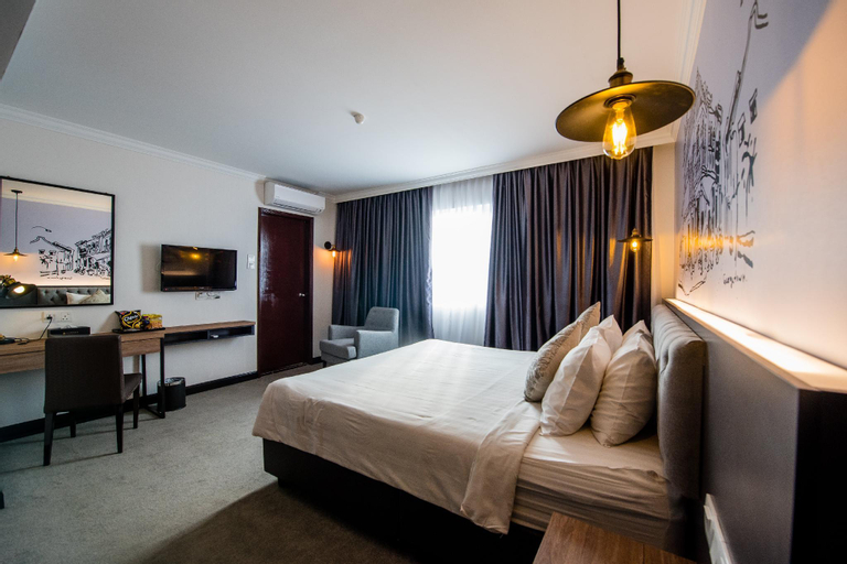 Bedroom 13