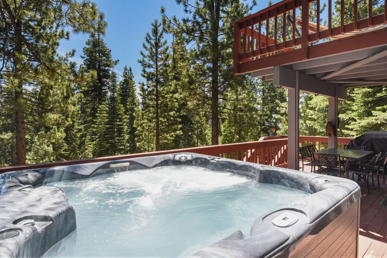 Sport & Beauty, Brockway Manor, Placer
