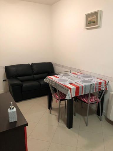 Dining Room 10