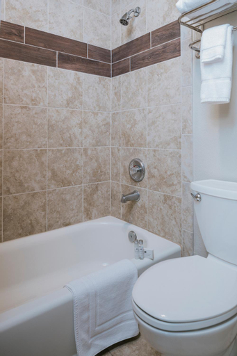 Bathroom 4
