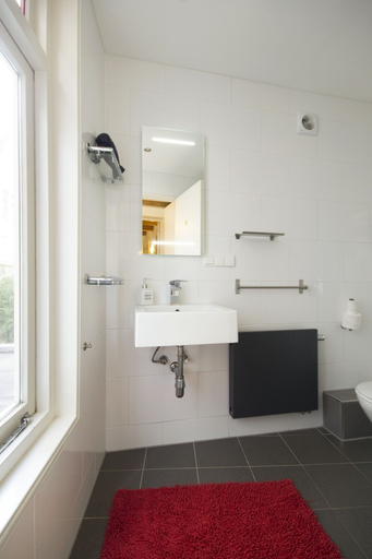 Bathroom 4, Mercedesbnb Amsterdam, Amsterdam