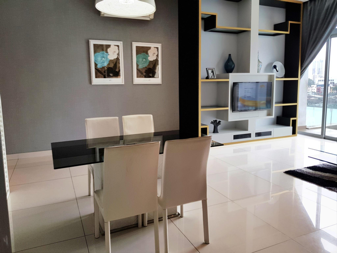 Dining Room 9
