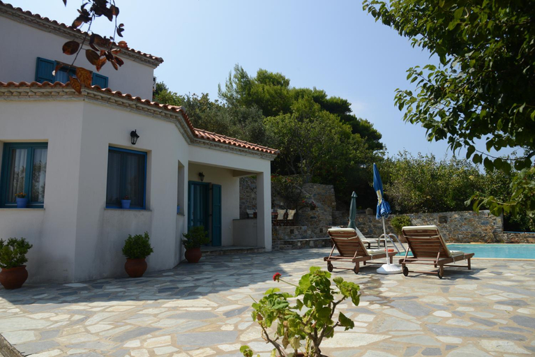 5, Afroditi villa, Thessaly