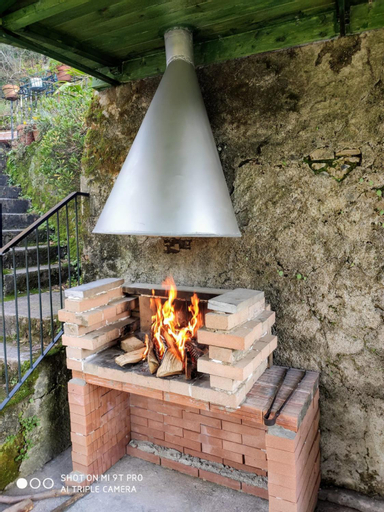 Exterior & Views 2, EVELYN'S HOME - Giardino&BBQ, Genova