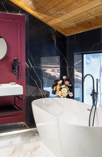 Bathroom 5, Bononia Estate Winery & Resort, Vidin