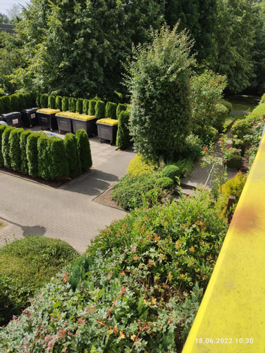 Others 4, Romantischer Traum, Zimmer mit TV inkl Netflix super late check in moglich, Bielefeld
