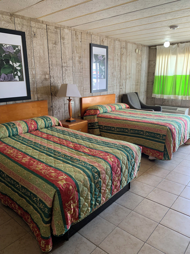 Others 4, Loma Alta Motel, Webb