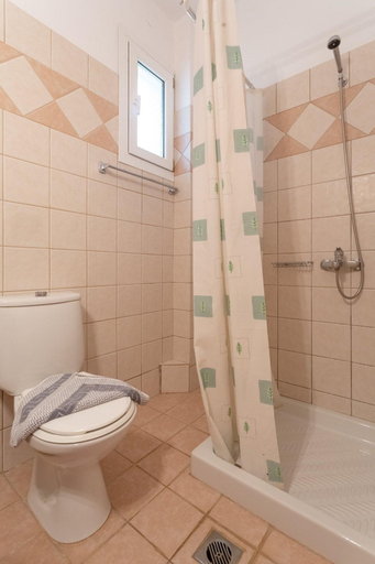 Bathroom 4, Skala Villa Yellow Large Private Pool Walk to Beach Sea Views A C Wifi - 2826, Ionian Islands