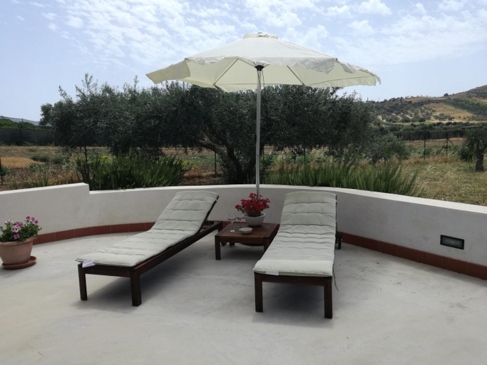 Others 4, villa peppino, Agrigento