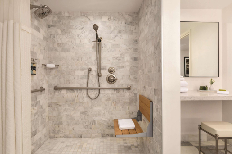 Bathroom 14