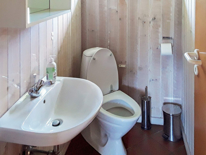 Bathroom 3, 4 Star Holiday Home in Nordborg, Sønderborg
