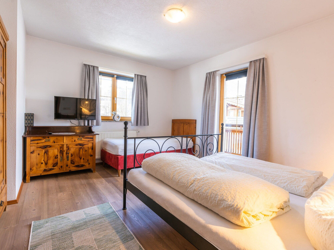 Bedroom 2, Apartment in Ramsau Near Ski Slopes, Schwaz