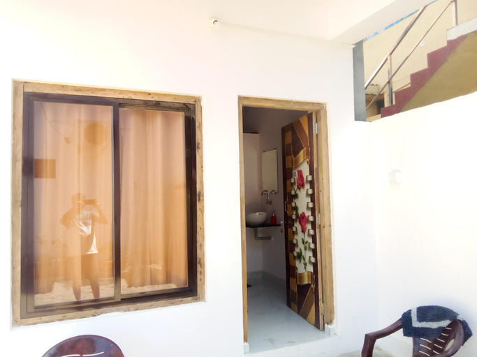 Others 4, Gajananstay Beach facing Rooms Indians only , Uttara Kannada