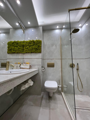 Bathroom 5, SPA HOTEL SIRIUS BEACH, Varna