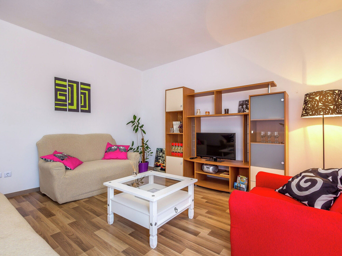 Others 5, Apartment in Pula near City Center, Pula