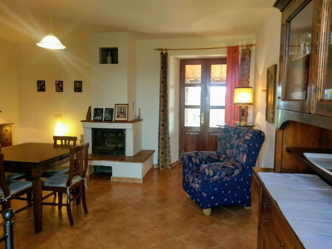 Dining 5, Fantastic Apartment in Massa Marittima, Grosseto