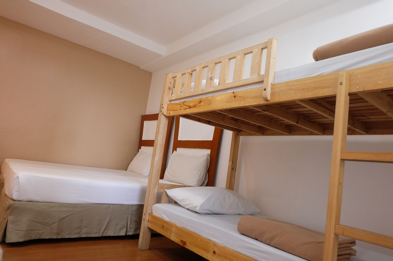 Bedroom 13