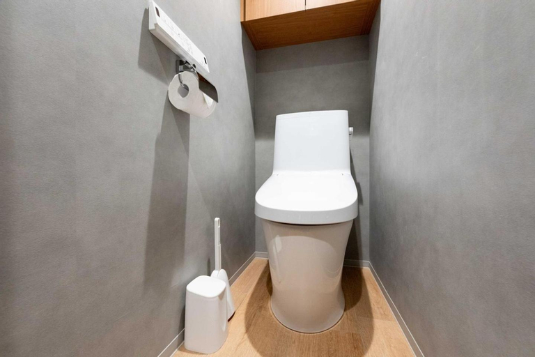 Bathroom 20