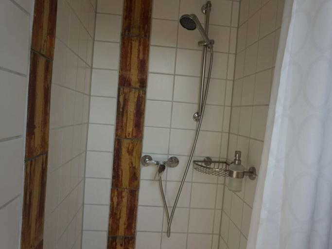 Bathroom 5, Apartment Near Leipzig, Nordsachsen