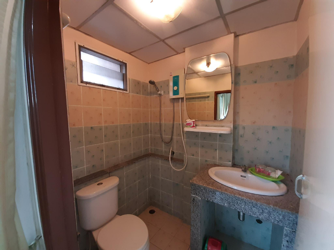 Bathroom 1